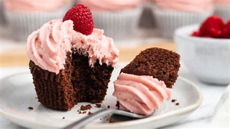 Best Chocolate Raspberry Cupcakes Recipe