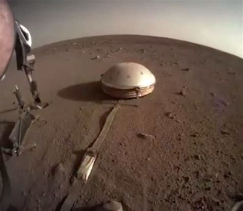 Nasa Fixes Mars Insight Lander By Hitting It With Shovel Au