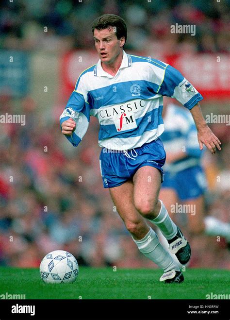 Andy Sinton 1992 Hi Res Stock Photography And Images Alamy