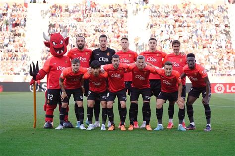 La victoria del Mallorca mete a siete equipos en el lío Fútbol desde