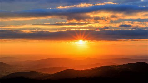 Incredible Ways To Explore Shenandoah National Park The Traveling