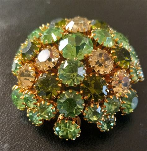 Vintage Signed Weiss Brooch Pin Gem