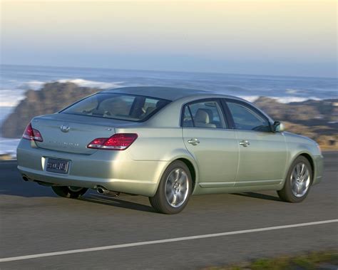 Toyota Avalon XL XLS Limited Free 1280x1024 Wallpaper Desktop