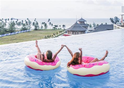 9 best resorts in Bintan for a luxury staycation | Honeycombers