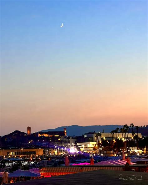 Tombarel Ren On Twitter Croissant De Lune Au Dessus Du Suquet