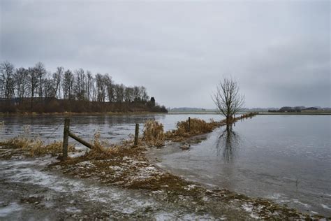 Cómo prepararse ante una inundación Vida y Salud