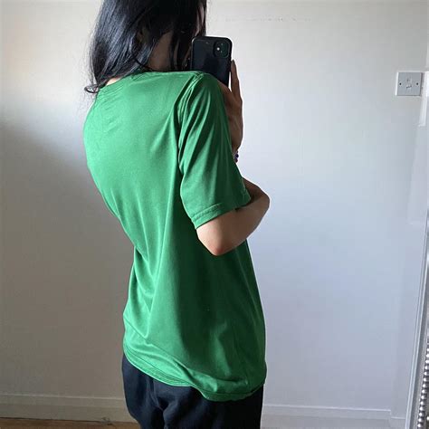 Unisex Vintage Nike Green Short Sleeve T Shirt Depop