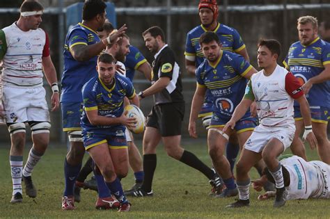 Rugby Nationale Aubenas Vals S Offre Le Leader Avant La Tr Ve