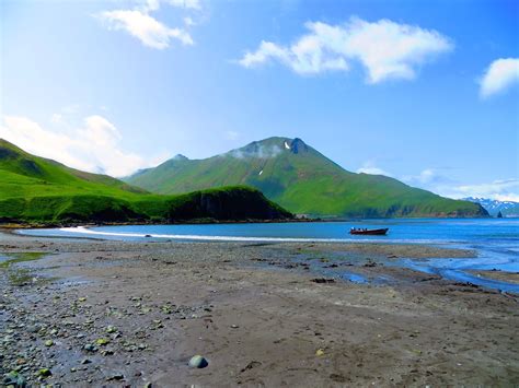 Unalaska Travel Guide: Best of Unalaska, Alaska Travel 2024 | Expedia.co.uk