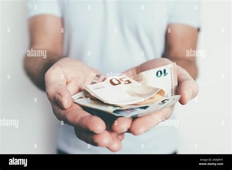 Handing Over Money Hi Res Stock Photography And Images Alamy