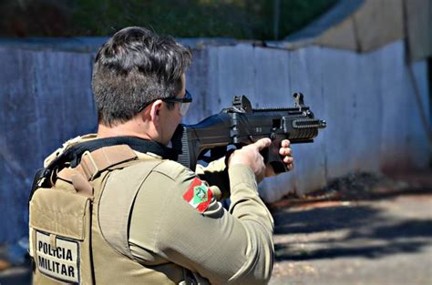 Policiais Militares Passam Por Treinamento Novo Armamento Oeste Mais