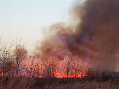 Grass Fire Burns Thousands Of Acres