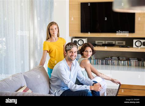 Portrait of a family smiling Stock Photo - Alamy