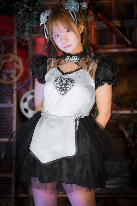 Mana China Maid Gravure Photoset (Digital) – Gravure Kid