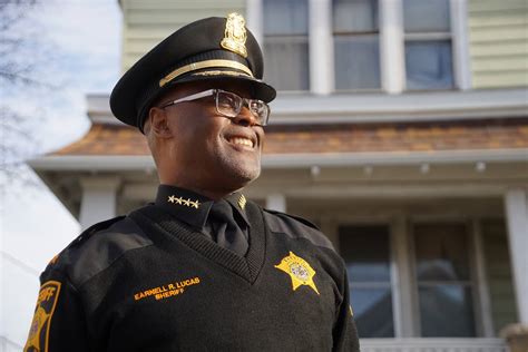 Earnell Lucas Resigns Early As Milwaukee County Sheriff To Take Senior