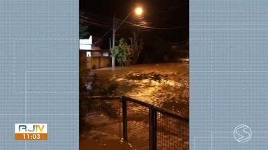 Rj Tv Rio Sul Chuva Forte Causa Transtornos Em Barra Do Pira E