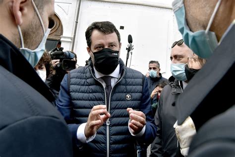 Coprifuoco Lombardia Salvini A Fontana Voglio Capire Nanopress