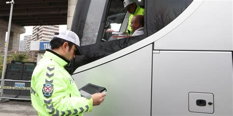 Temmuz Demokrasi Otogar Nda Emniyet Kemeri Denetimi