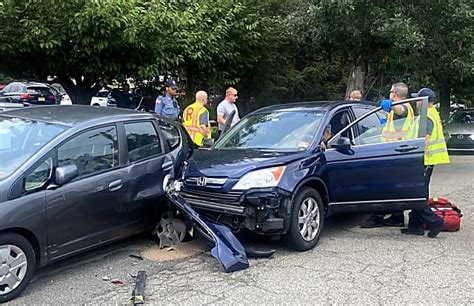 Suv Slams Into Parked Cars In Ridgewood Ridgewood Daily Voice