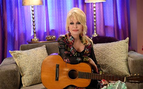 A glimpse inside Dolly Parton's Tennessee home | Homes & Gardens