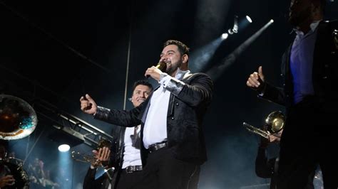 Banda Ms En Concierto De La Agrupaci N Se Arma Pelea Campal Uno Tv