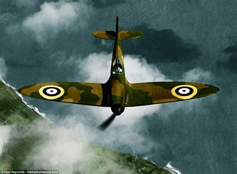 Amazing Colour Photographs Of WWII Spitfires In Action Daily Mail Online