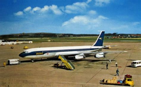 Boac Boeing 707 At Prestwick Airport Scotland 84 Pieces Boeing 707