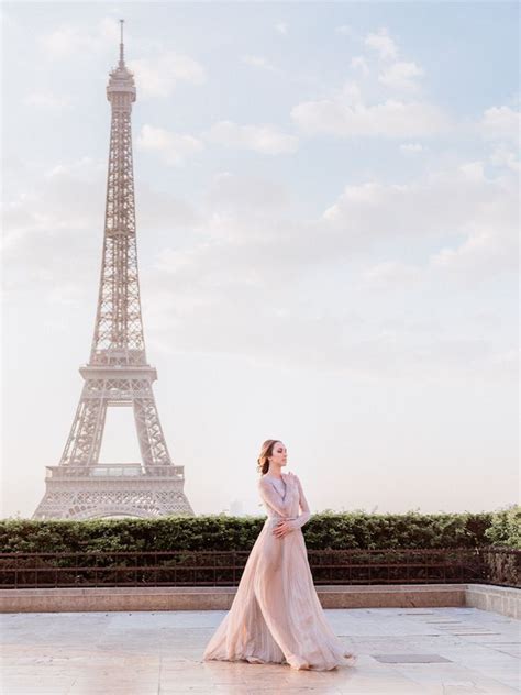 Iconic Paris Photoshoot At The Louvre And Eiffel Tower Paris Wedding Photoshoot Paris Couple