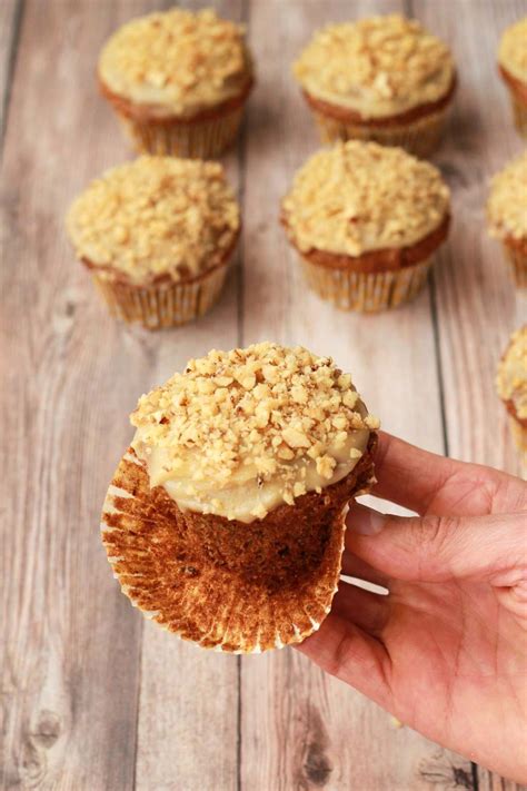 Gluten Free Carrot Cake Cupcakes With Cashew Cream Frosting Loving It