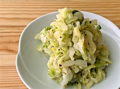 【野菜ひとつ】キャベツの塩レモン和え 週末の作り置きレシピ レシピ 料理 レシピ キャベツ