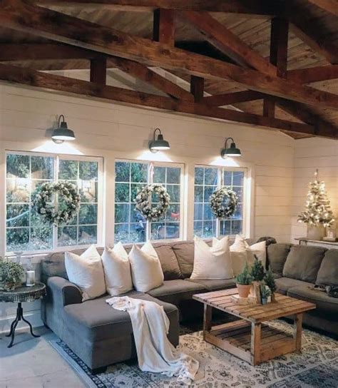 Rustic Living Room Ideas for a Cozy and Warm Atmosphere