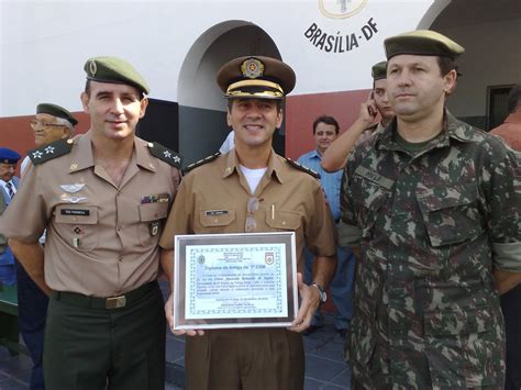 BLOG OFICIAL DO COMANDO DA 5ª RPM CORONEL AQUINO RECEBE DIPLOMA DE