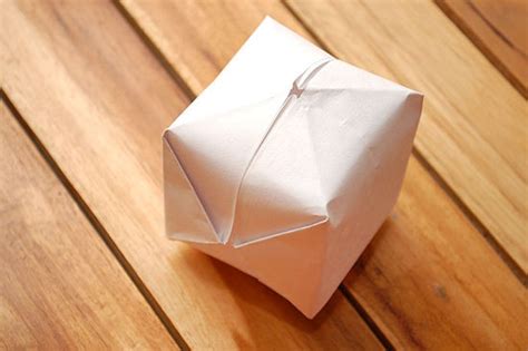 How To Make An Origami Balloon Steps With Pictures Wikihow