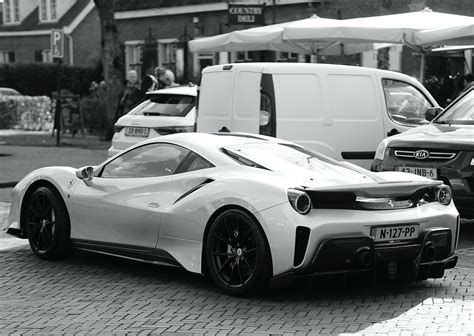 Ferrari Bw 1 Oog Op Blaricum