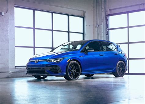 2022 VOLKSWAGEN GOLF R 20 YEARS EDITION Fabricante VOLKSWAGEN