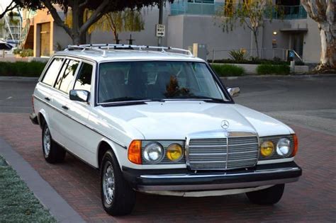 1985 Mercedes 300td Turbo Diesel Wagon Orig Paint 3rd Row Seat