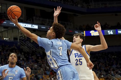 Unc Mens Basketball Fights Past Pittsburgh To Earn 1st Road Win