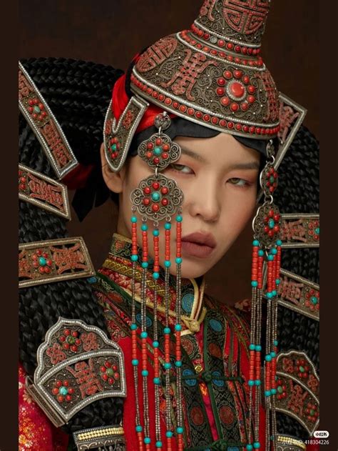 Mongolian Clothing Mongolian Traditional Clothing Traditional Fashion