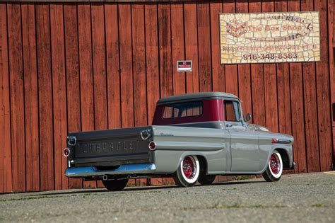 Chevy Apache Fleetside