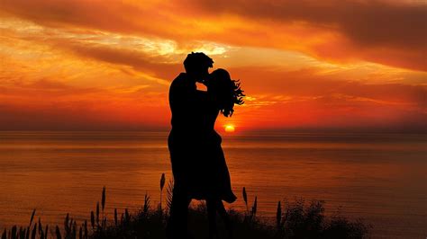 Couple Romantic Kiss Silhouette Sunset Seascape Together Love