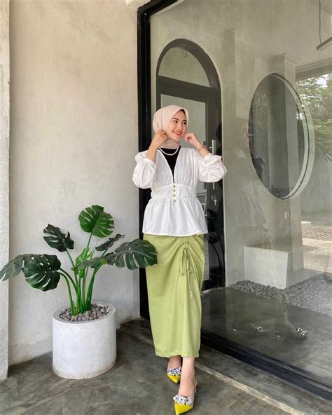 Ide Ootd Hijab Dengan Rok Ala Intan Ghazella Kekinian Da