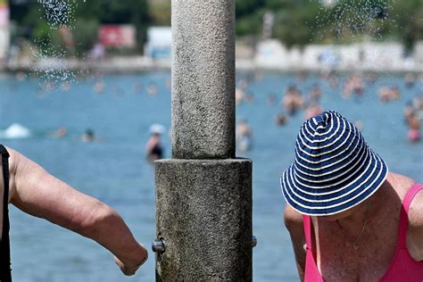 Slobodna Dalmacija Srpski Turisti U Oku Zbog Naplate Tu Iranja Na