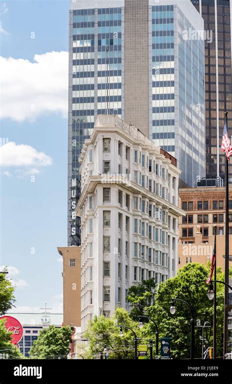 Atlanta Flatiron Building with Coke Sign Stock Photo - Alamy