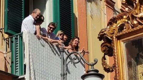 Stefano De Martino A Torre Annunziata Per La Processione Della Madonna