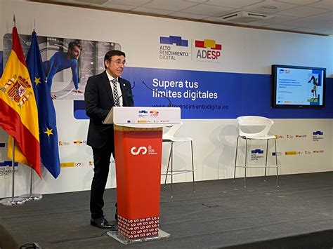 Extremadura Ofrecer Becas A Profesionales Del Deporte Para Un