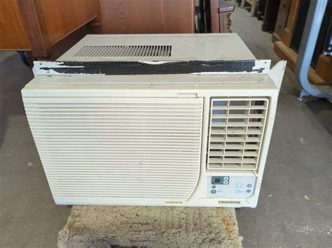 Fedders 220v Window Air Conditioner Isabell Auction