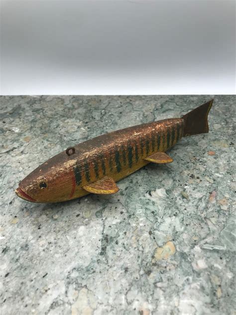 Large Wooden Fishing Lure w Stripes – Wake Robbin | Consign or Sell | Robin