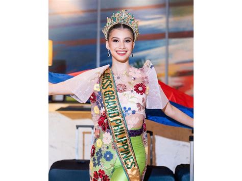 Meet The Filipina Beauty Queens Hoping To Bring Home International