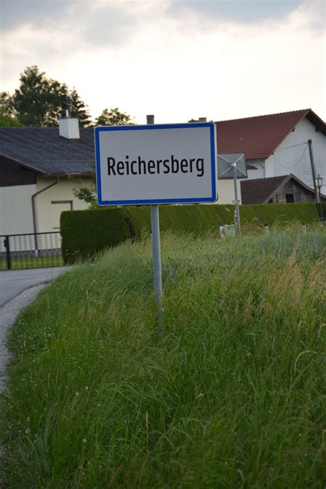 Eine Tote Bei Verkehrsunfall In Reichersberg Ried