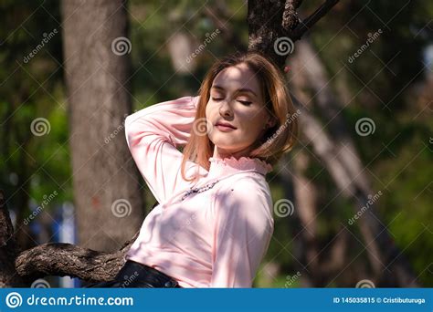 Portrait Pretty Blonde Girl In A Park Stock Image Image Of Portreat